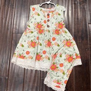 Boutique 2pc Floral Shorts Set Sz 6/7